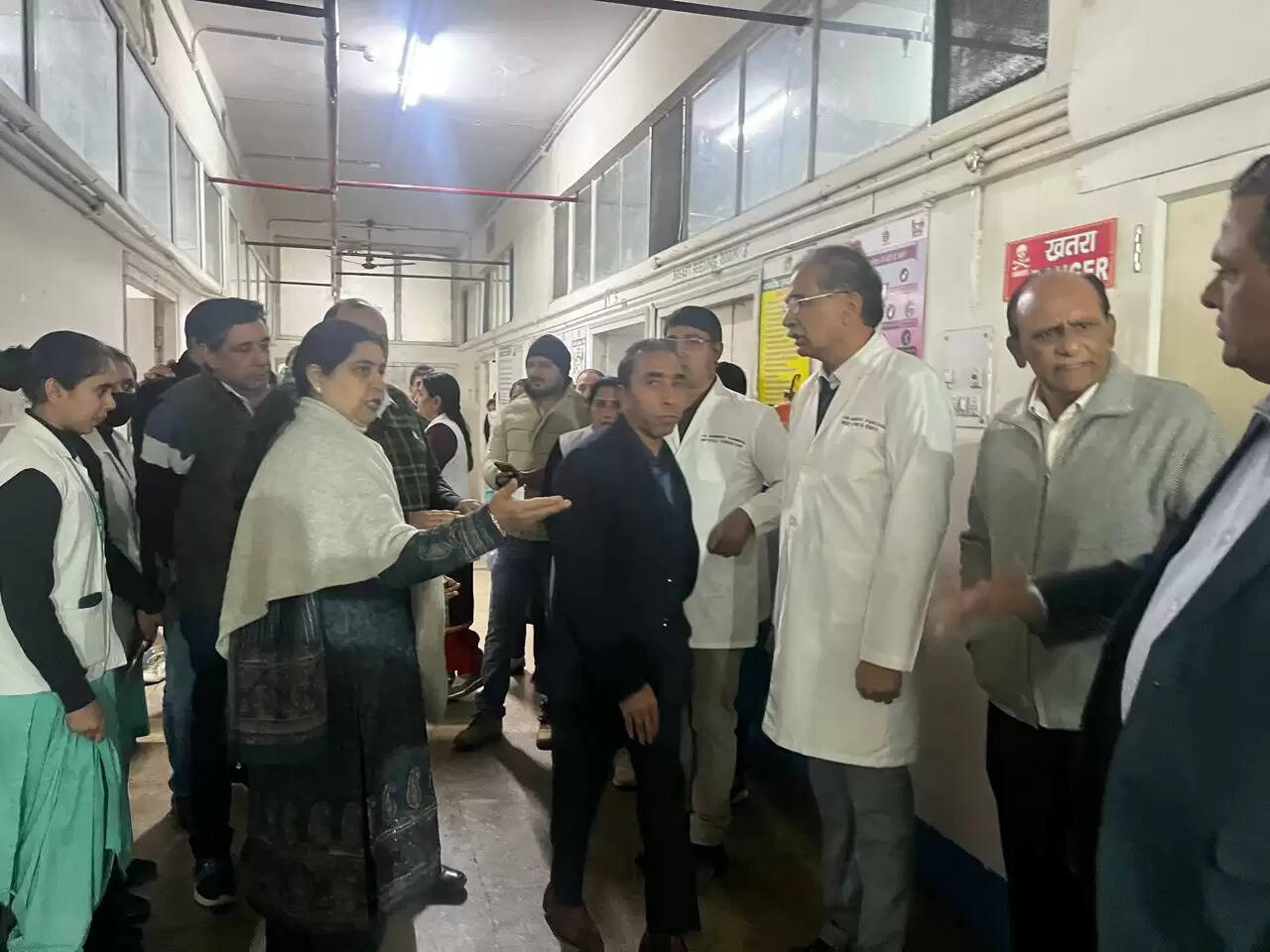 जींद : सीएमओ ने अस्पताल में किया वार्डों का निरीक्षण