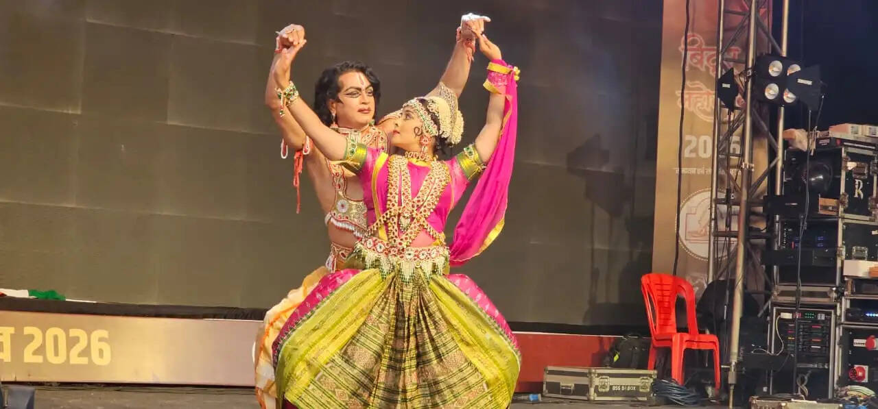 सांस्कृतिक रंग में डूबा बिठूर महोत्सव का दूसरा दिन, साहित्य और संगीत की रही धूम