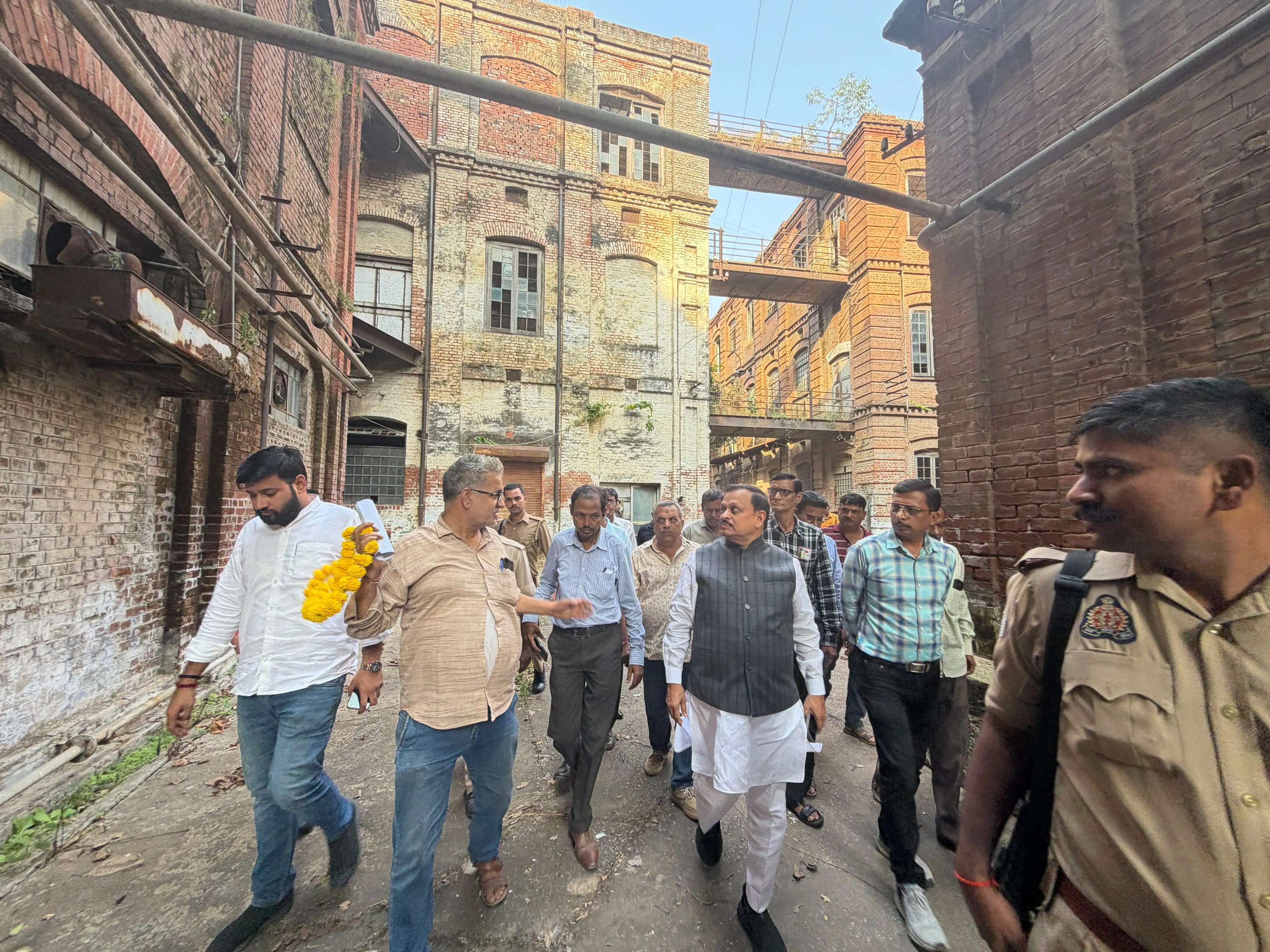 बंद मिलों की जमीन पर आईटी हब बनाने की योजना हो तैयार : सांसद