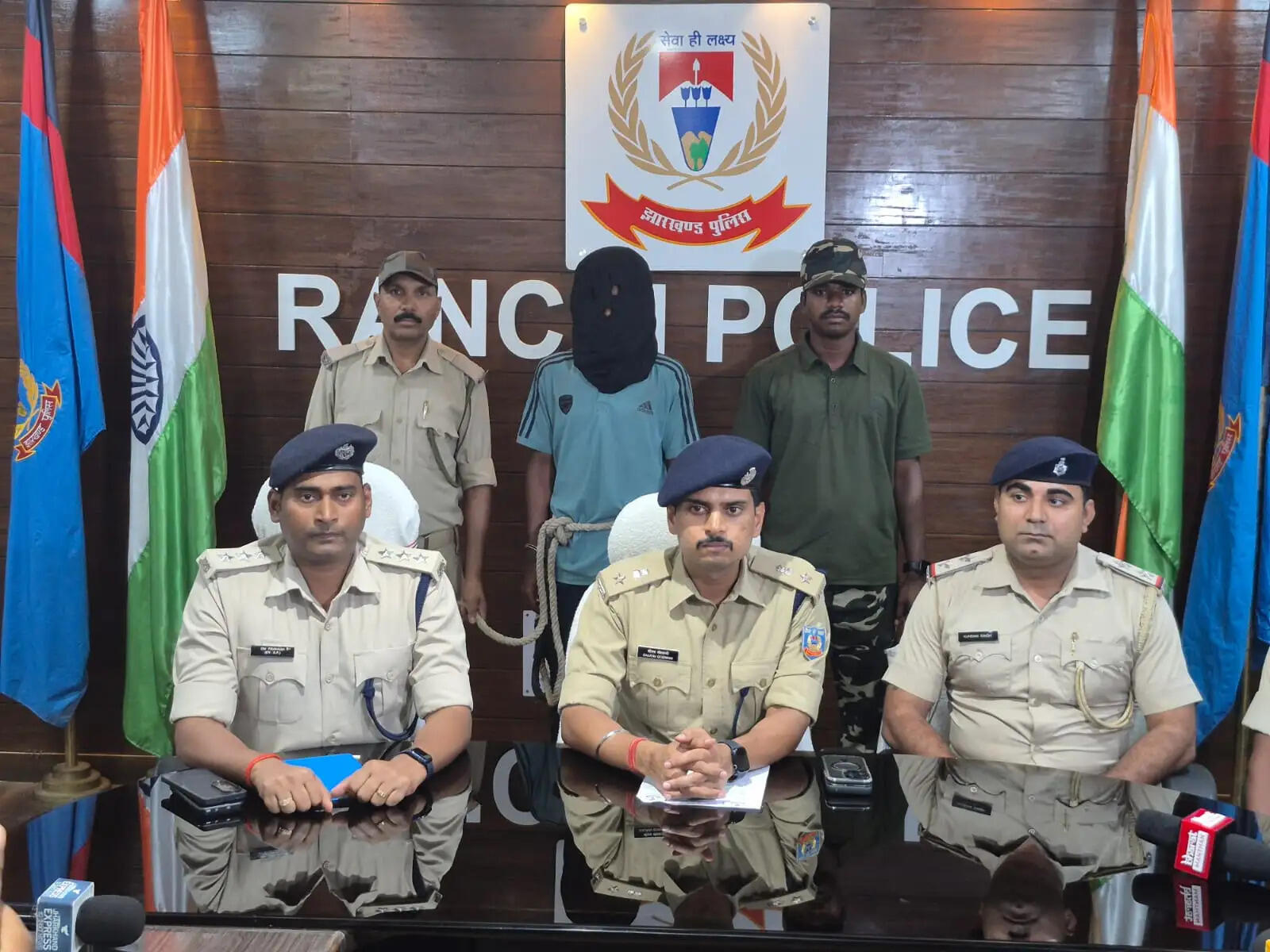 दशमफॉल में युवती की हत्या का आरोपित खूंटी से गिरफ्तार