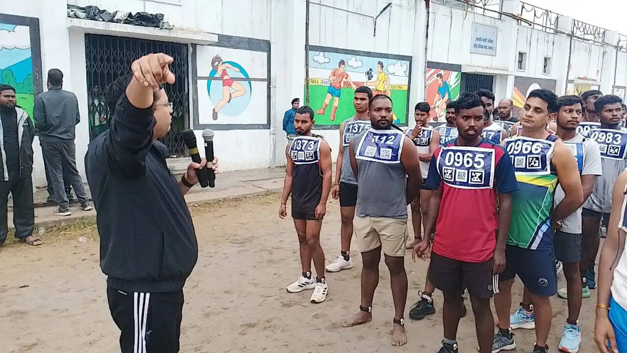 होमगार्ड बहाली परीक्षा के पांचवें दिन पतरातू के 828 अभ्यर्थी हुए शामिल