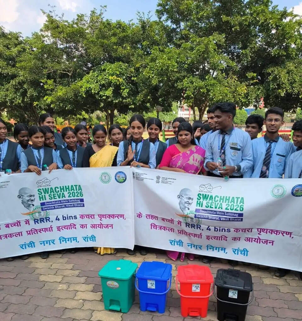 स्वच्छ पाठशाला में विद्यार्थियों ने जाना ठोस अपशिष्ट प्रबंधन का महत्व