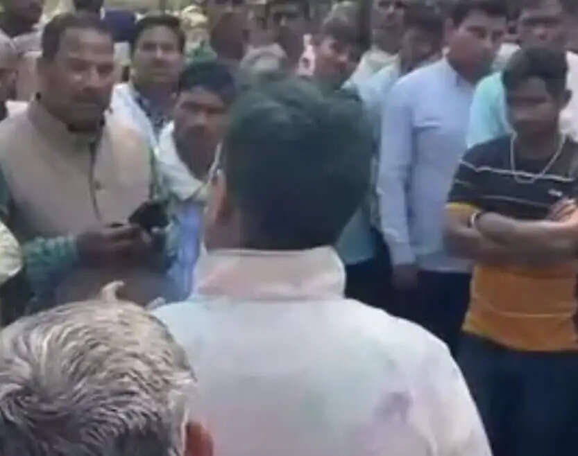 संदिग्ध परिस्थिति में विवाहिता की मौत, हत्या का आरोप