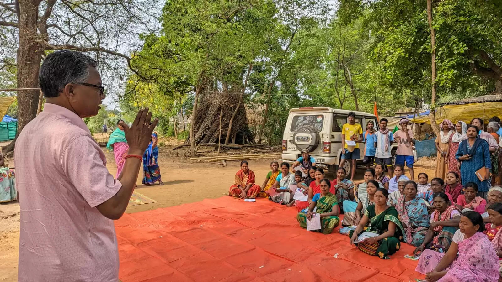 राहुल गांधी के हाथों को मजबूत करें : कालीचरण मुंडा