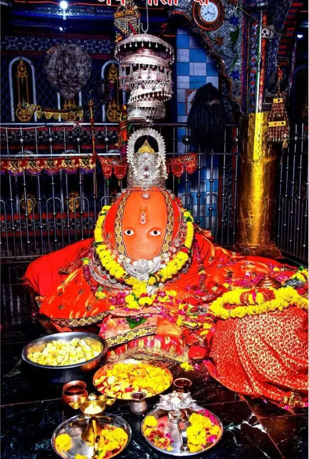 राजगढ़ः400 साल पुरानी आस्था का धाम, भैंसवा माता की पहाड़ी पर आज भी गूंजती है दूधतलाई की कहानी