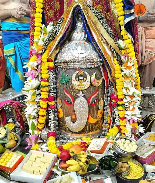 उज्जैन:&nbsp;अनंत चतुर्दशी पर गणेश स्वरूप में सजे बाबा&nbsp;महाकाल, रजत चंद्र-त्रिशूल और मुकुट से हुआ दिव्य शृंगार