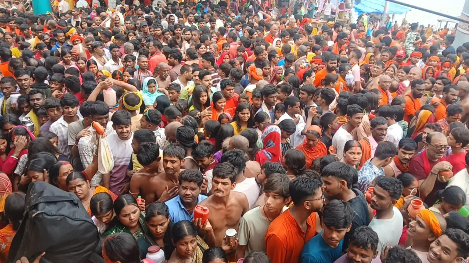 सावन की पहली सोमवारी, शिवालयों में उमड़ा आस्था का जनसैलाब, हर-हर महादेव से गूंजे मंदिर