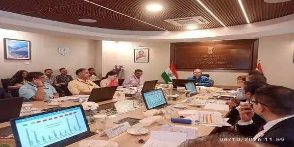 निजी क्षेत्र के बैंक सरकारी वित्तीय समावेशन योजनाओं में भागीदारी बढ़ाएं: वित्त मंत्रालय