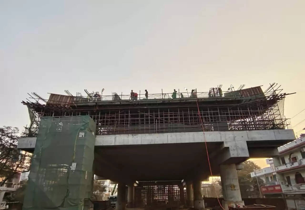 कानपुर मेट्रो कॉरिडोर-2 में तेजी से आगे बढ़ रहा सिविल निर्माण कार्य : सुशील कुमार