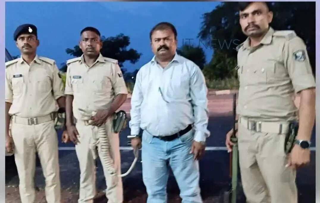 फर्जीवाड़े के मामले में नवादा डीटीओ कार्यालय का प्रधान लिपिक गिरफ्तार