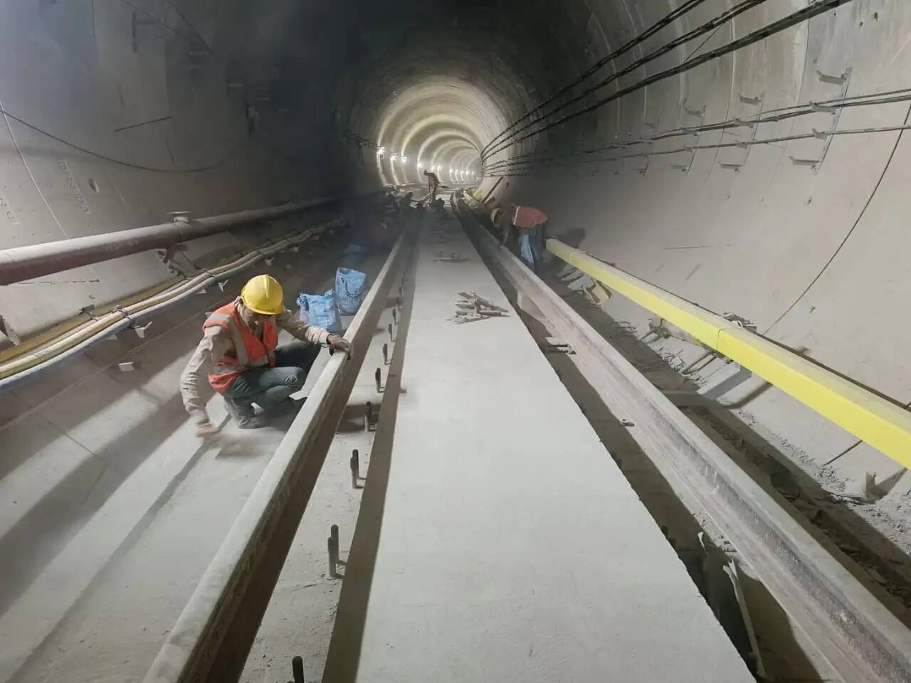 डाउनलाइन टनल में ट्रैक निर्माण पूरा, नौबस्ता तक मेट्रो संचालन का रास्ता साफ : सुशील कुमार