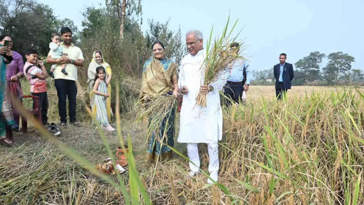 मुख्यमंत्री ने अपने परिवार के साथ बढ़ौना रस्म का किया निर्वहन