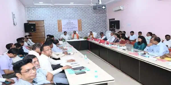उप मुख्यमंत्री&nbsp;अरुण साव ने की सेवा संकल्प अभियान की तैयारियों की गहन समीक्षा