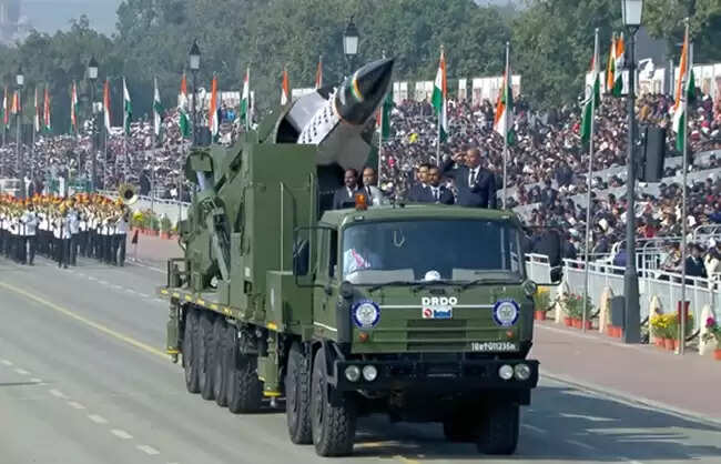 डीआरडीओ ने झांकी में दिखाई लंबी दूरी की स्वदेशी&nbsp;एंटी-शिप हाइपरसोनिक मिसाइल