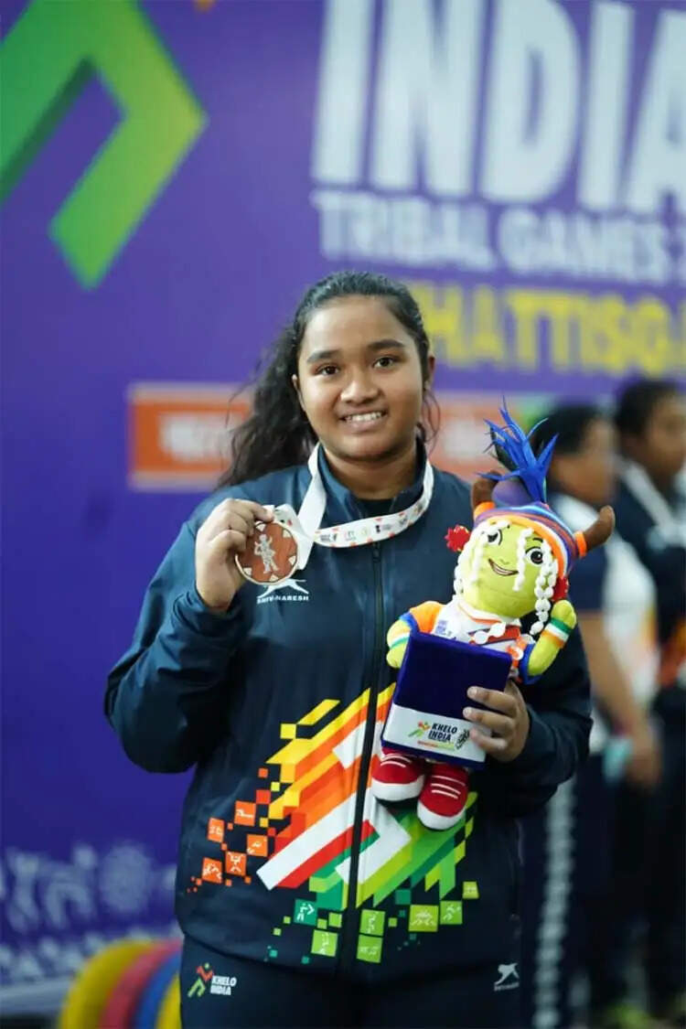 खेलो इंडिया ट्राइबल गेम्स 2026: वेटलिफ्टिंग स्पर्धा में अरुणाचल पुरुष और असम महिला वर्ग में ओवरऑल चैम्पियन