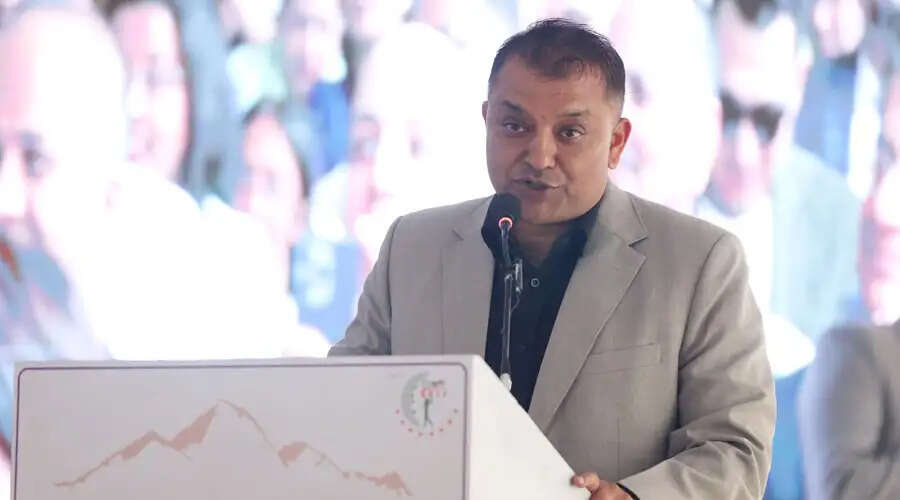 नेपाली कांग्रेस के महामंत्री का आरोप, कहा-बिचौलियों की पहुंच पीएम ओली के बेडरूम तक