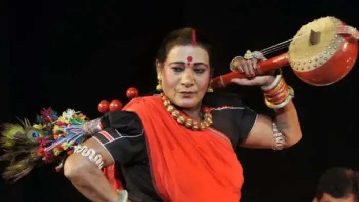 प्रसिद्ध पंडवानी गायिका तीजनबाई की तबीयत बिगड़ी, रायपुर एम्स में भर्ती