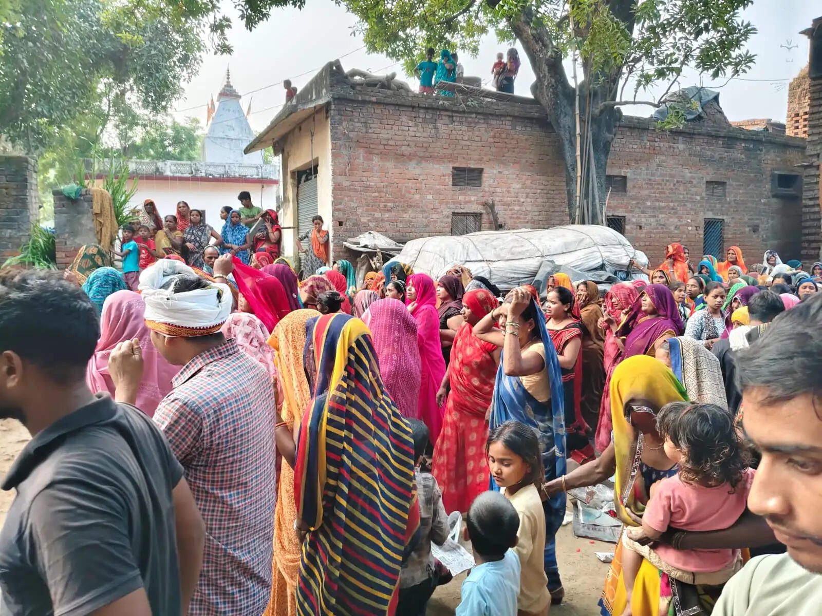 ओडिशा सड़क हादसे में जान गंवाने वाले ट्रक चालक का शव घर पहुंचा, पांच&nbsp;बच्चाें&nbsp;के&nbsp;सिर से उठा पिता का साया