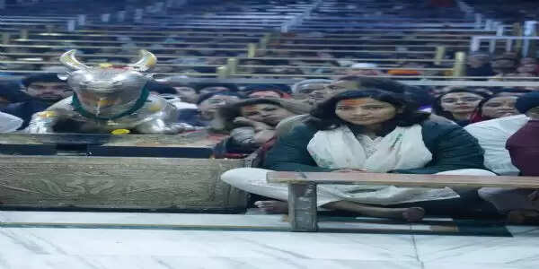 भारतीय क्रिकेटर स्नेहा राणा ने किये महाकाल दर्शन