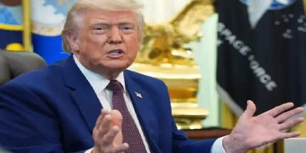 अमेरिकी प्रतिनिधि सभा ने राष्ट्रपति ट्रंप के ईरान के साथ युद्ध अधिकार पर रोक लगाई