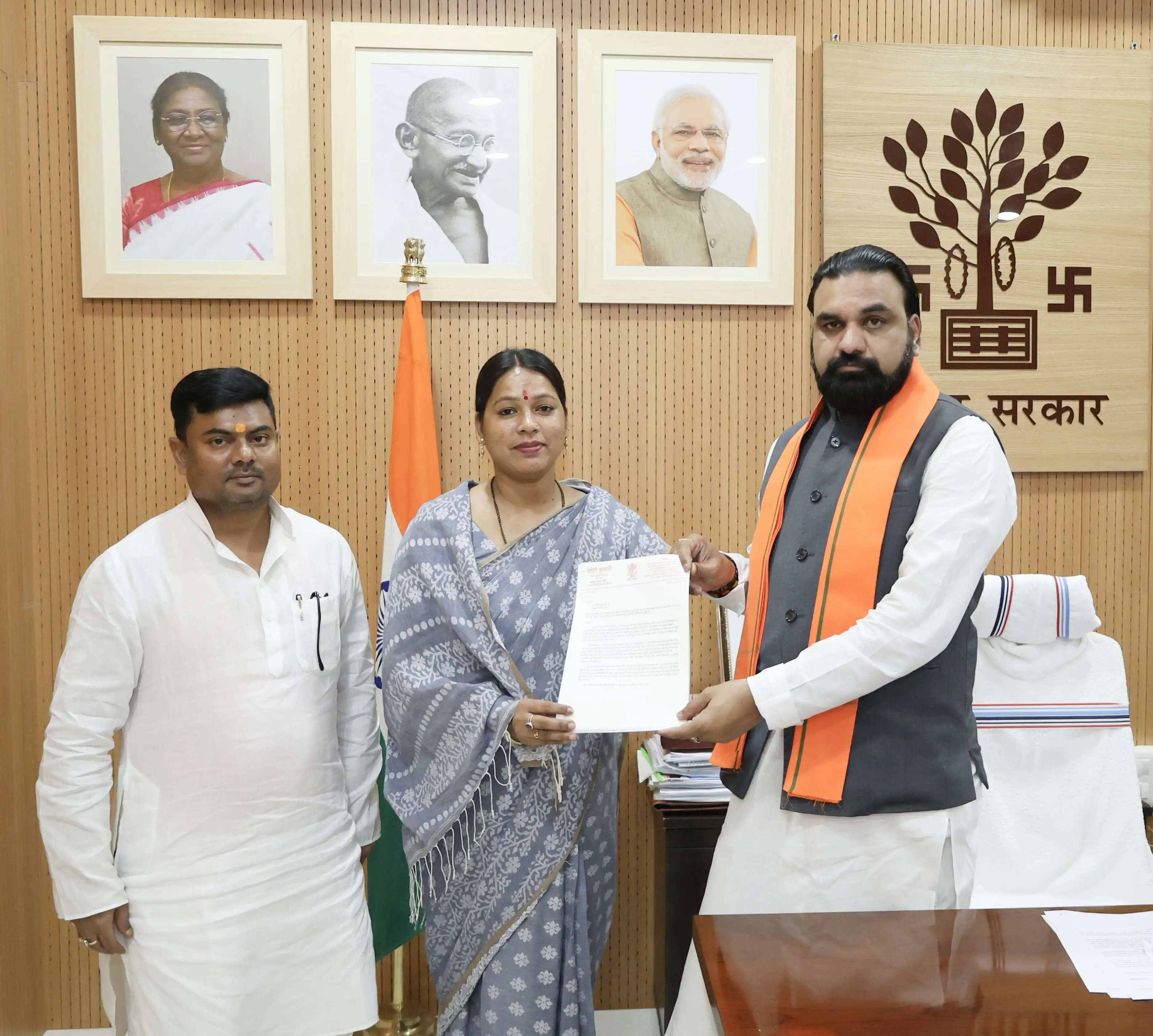 छपरा विधायक छोटी कुमारी ने क्षेत्र में विकास के लिए मुख्यमंत्री से किया मुलाकात