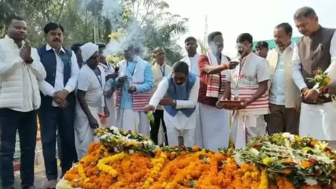 खरसावां गोलीकांड के शहीदों की पहचान कर उनके आश्रितों को मिलेगा सम्मान: मुख्यमंत्री