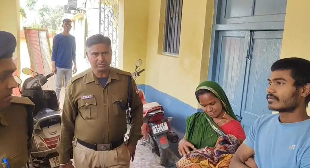 पैसेंजर ट्रेन के बाथरूम के पास मिला नवजात, आरपीएफ की तत्परता से बची जान