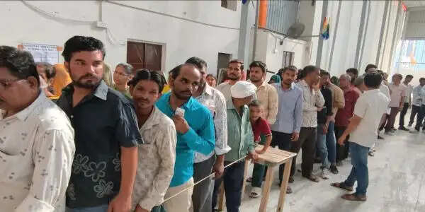 प्रथम चरण: 162 निकायों में 76.41% मतदान, अरनोद में सबसे ज्यादा तो भीलवाड़ा में सबसे कम