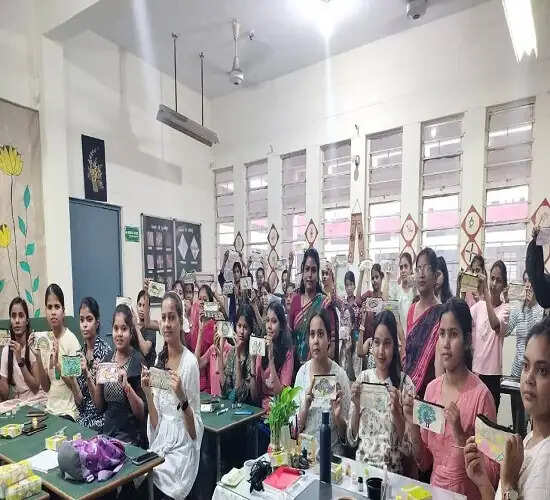 पारंपरिक कला रूप अभी भी हमारी संस्कृति का महत्वपूर्ण हिस्सा: डॉ.अर्चना सिंह