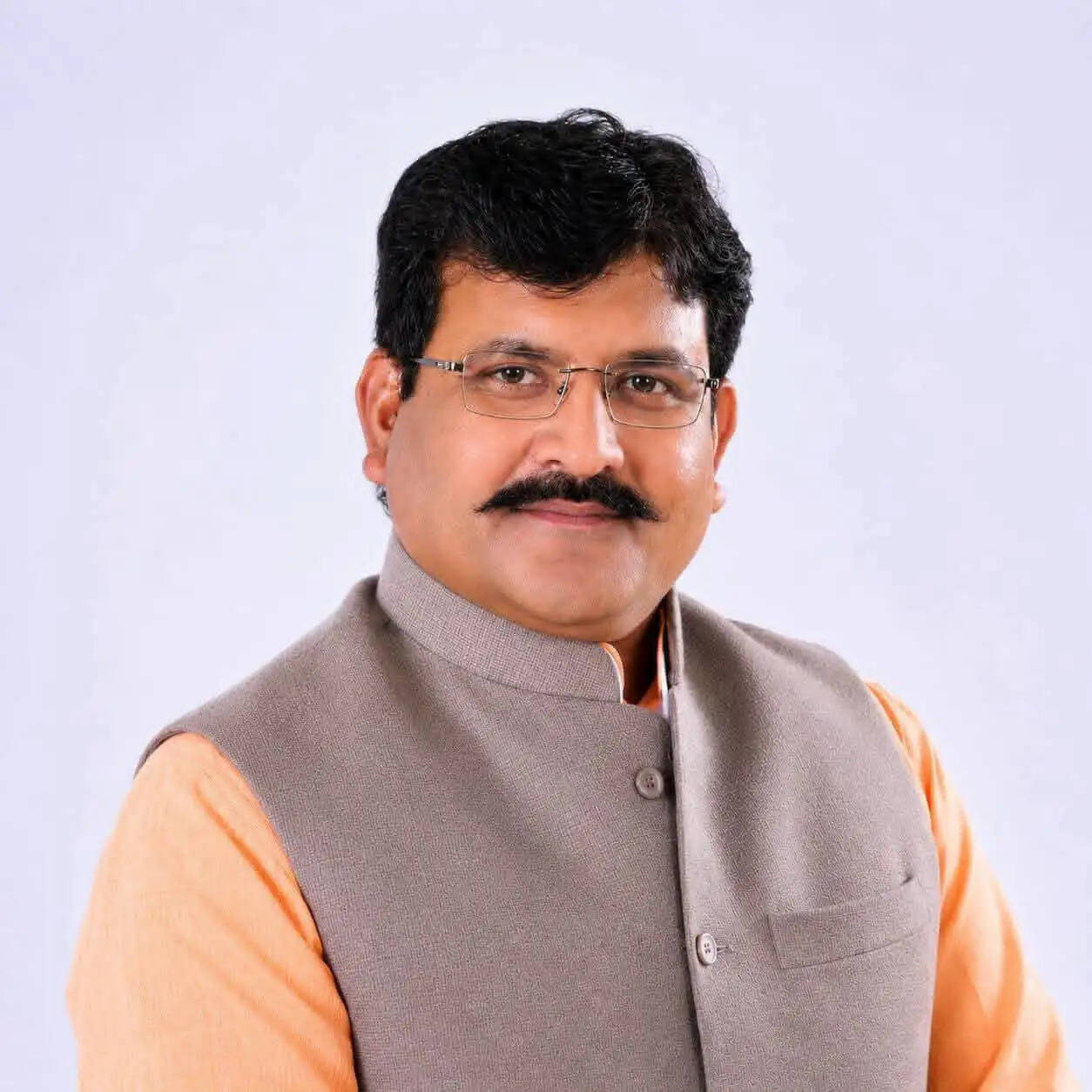 राष्ट्रवाद की जीत और परिवारवाद व अराजकता की हाेगी हार : सुधीर सिंह