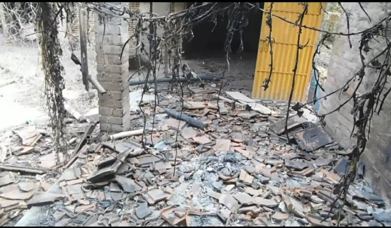 मुर्शिदाबाद हिंसा : अब तक 315 गिरफ़्तार, दो नाबालिग भी शामिल