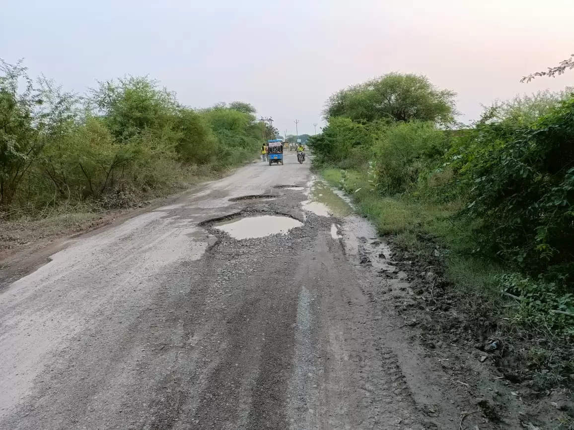 227 करोड़ रुपये से तीन सड़कों के चौड़ीकरण कराने की तैयारी में लोनिवि