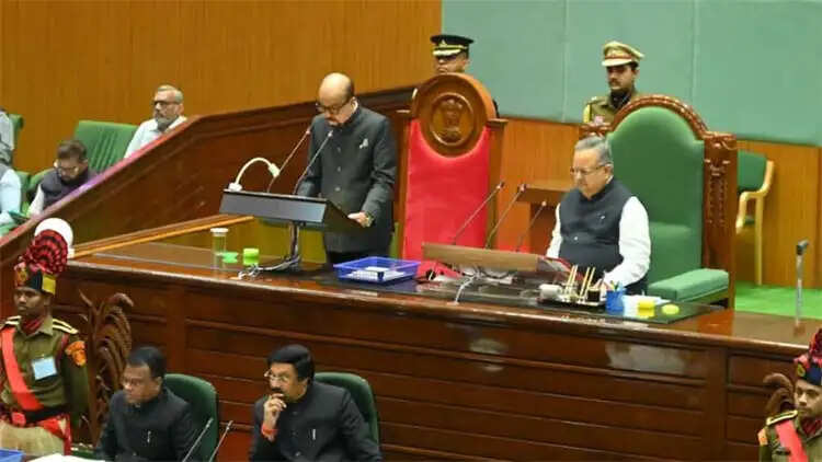 छग विधानसभा :&nbsp;राज्यपाल के&nbsp;49 मिनट&nbsp;के&nbsp;अभिभाषण में किसान, मातृशक्ति और सुरक्षा पर फोकस