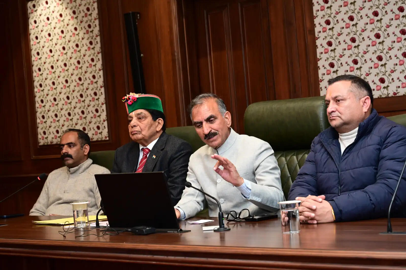 मुख्यमंत्री ने वर्चुअल माध्यम से नौहराधार सीएचसी भवन का किया लोकार्पण