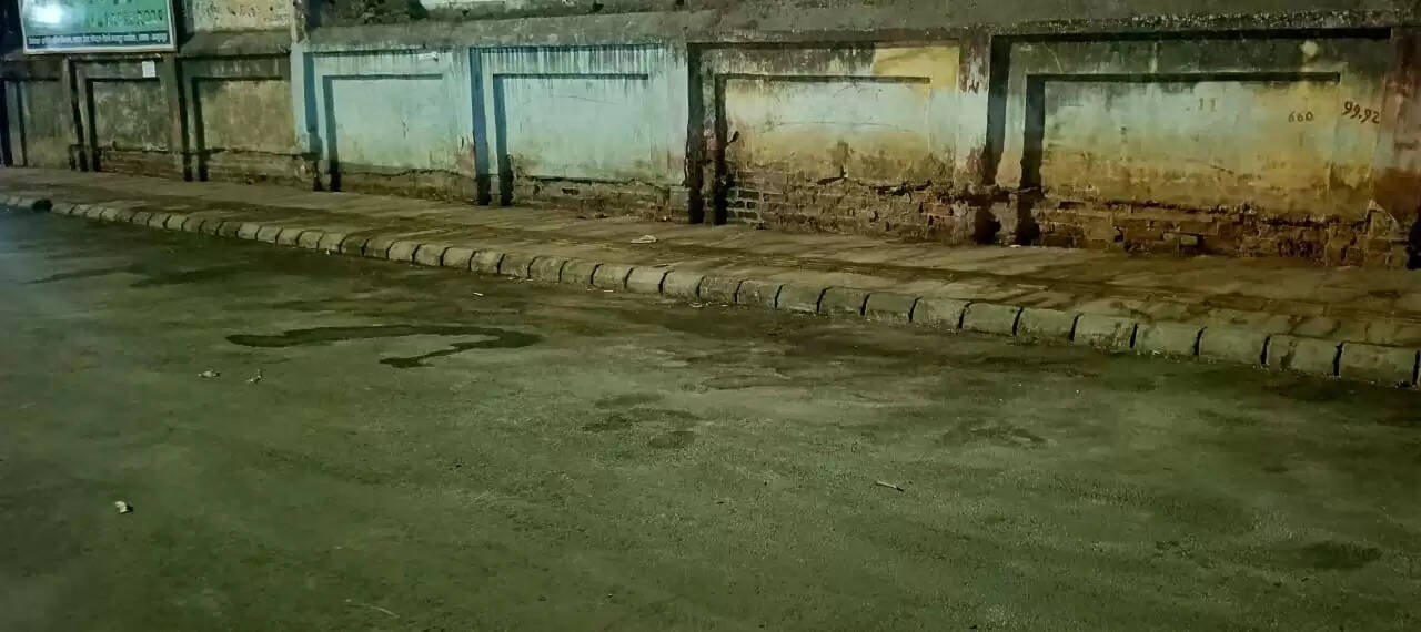 अनूपपुर: अमृत योजना में स्वच्छता की अनदेखी, नरक’ बना स्टेशन परिसर