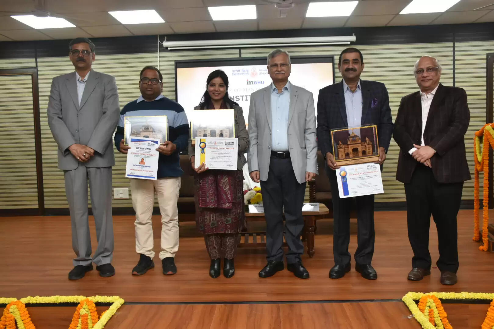 आईएमएस-बीएचयू को देश के शीर्ष आईआईएम के समकक्ष खड़ा करने का लक्ष्य बनाएं : प्रो.अजित कुमार चतुर्वेदी