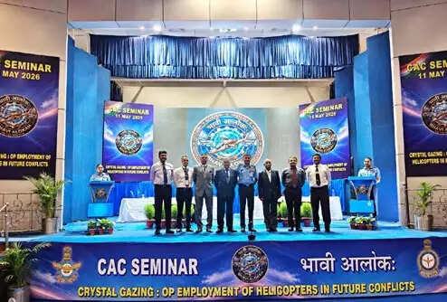 भविष्य के संघर्षों में हेलीकॉप्टर की परिचालन उपयोगिता के पूर्वानुमान पर संगोष्ठी