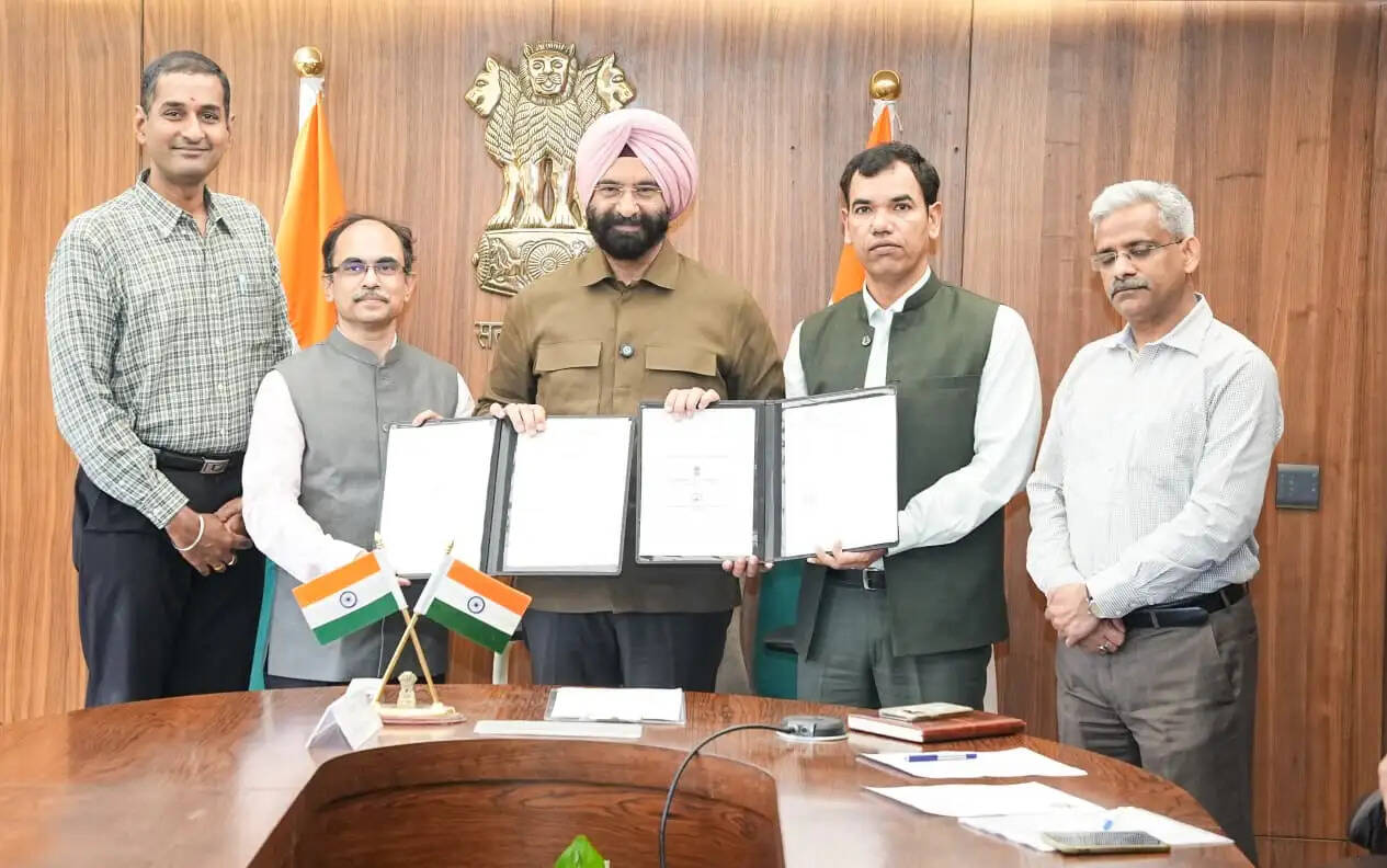 वायु प्रदूषण से निपटने के लिए दिल्ली सरकार ने आईआईटी मद्रास के साथ किया एमओयू