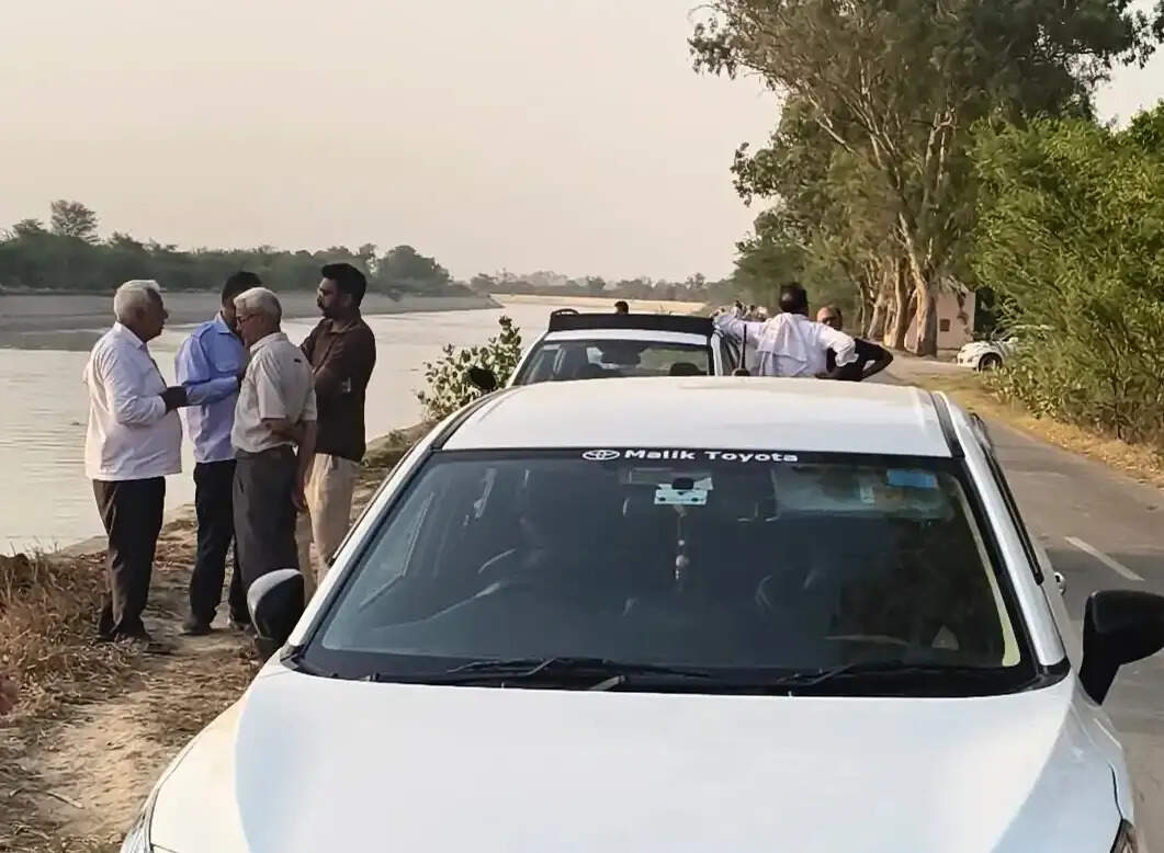सिरसा: कारोबारी ने राजस्थान कैनाल में लगाई छलांग