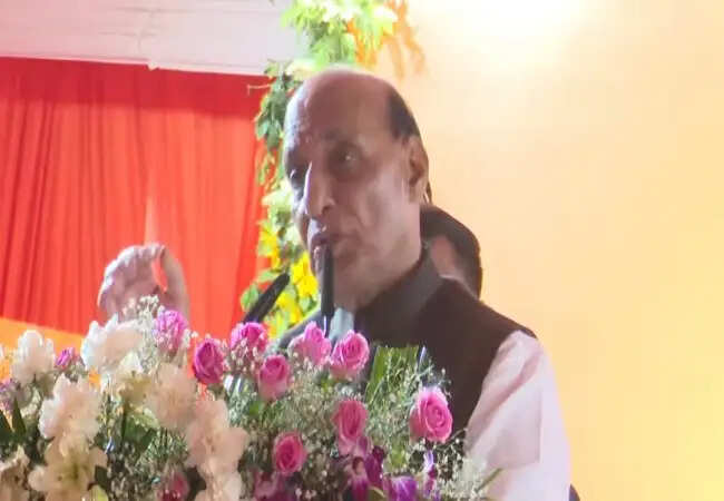 रक्षा मंत्री राजनाथ सिंह और मुख्यमंत्री योगी ने ग्रीन कॉरिडोर का किया लोकार्पण