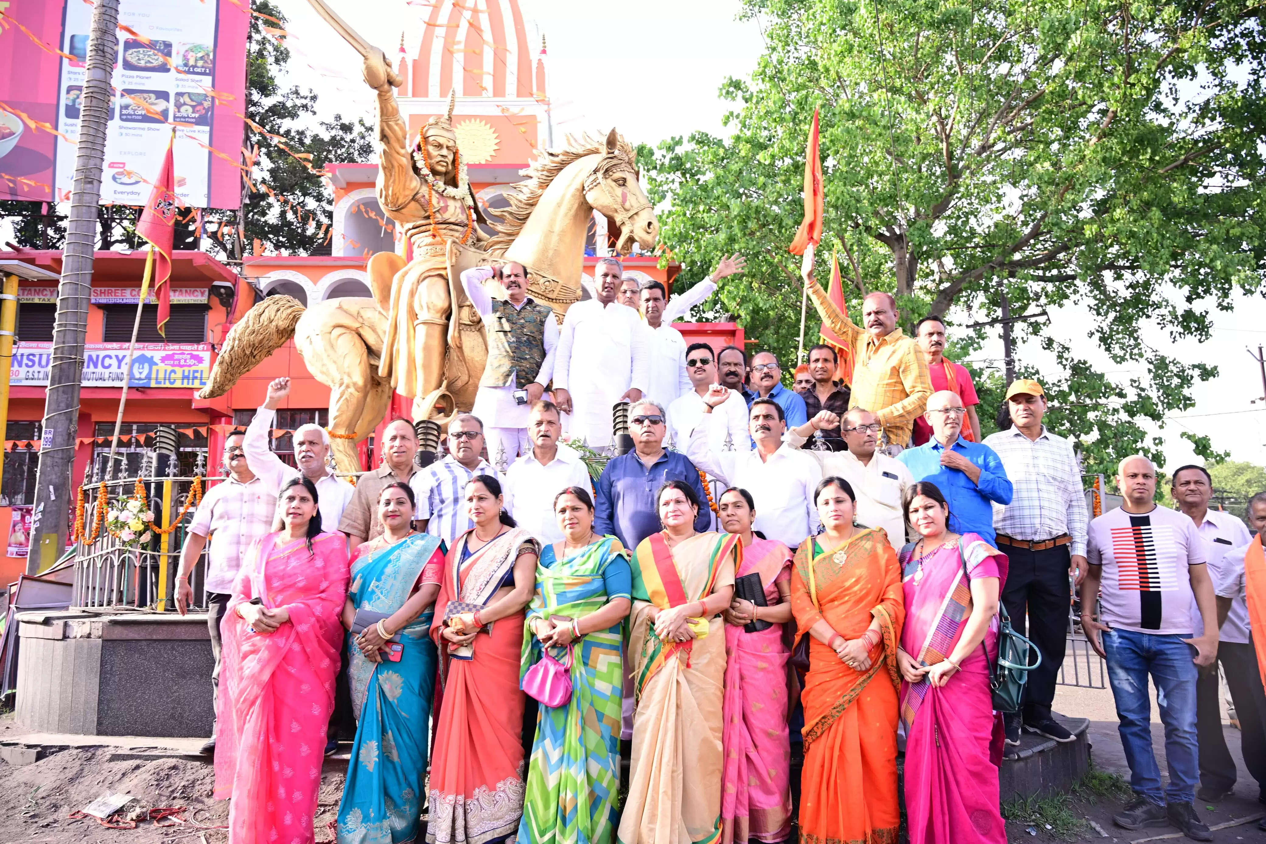 धूमधाम से माना बाबू वीर कुंवर सिंह का विजय उत्सव