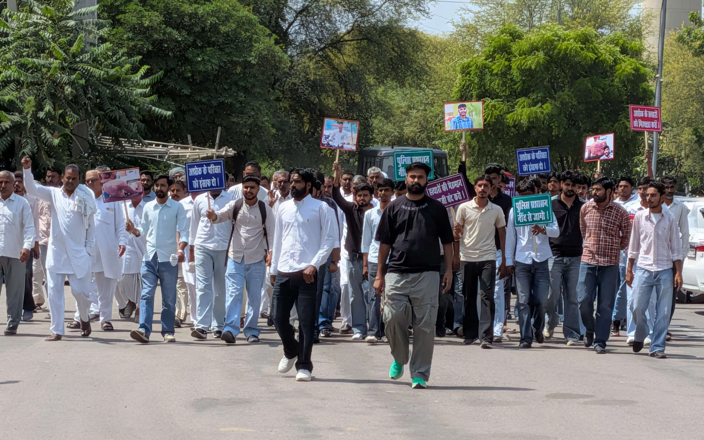 सिरसा: अशोक मर्डर मामले में ग्रामीणों ने पुलिस की कार्यप्रणाली पर उठाए सवाल