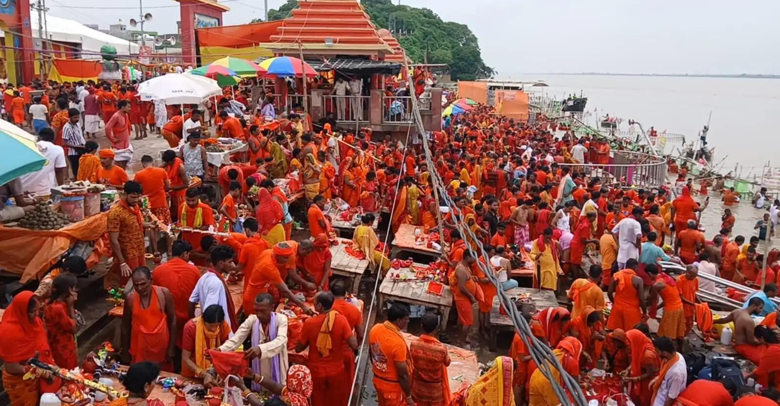 श्रावणी मेला, दूसरी सोमवारी को लेकर सुल्तानगंज में उमड़ा जनसैलाब, एक लाख डाक बम समेत हजारों कांवरियों ने भरी हुंकार