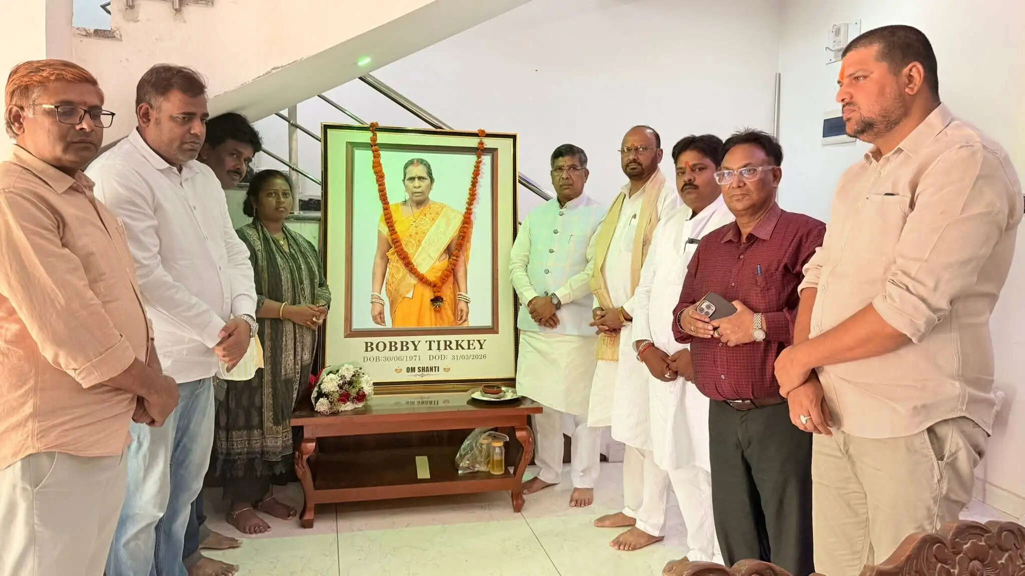 भाजपा प्रदेश अध्यक्ष ने रांची मेयर की मां के निधन पर आवास पहुंचकर जताया शोक