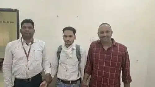 इंदौर नगर निगम का उपयंत्री 5 हजार रुपये की रिश्वत लेते ट्रैप