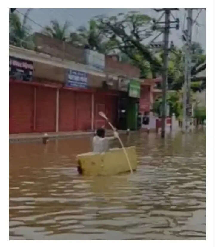 भूटान में ग्लेशियर झील फटने से असम के धुबड़ी एवं पश्चिम बंगाल के कई क्षेत्रों में बाढ़ का अलर्ट