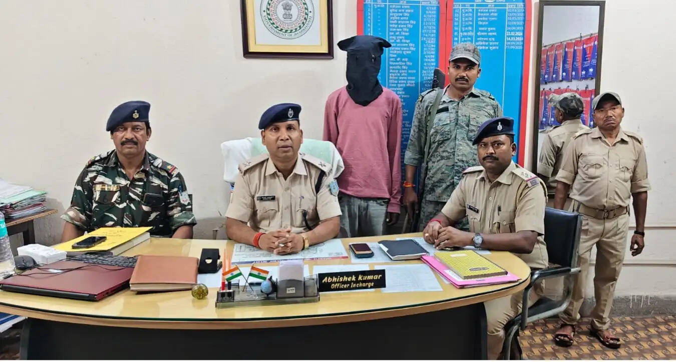 बाइक चोरी का शातिर अपराधी गिफ्तार, चोरी की दो बाइक बरामद