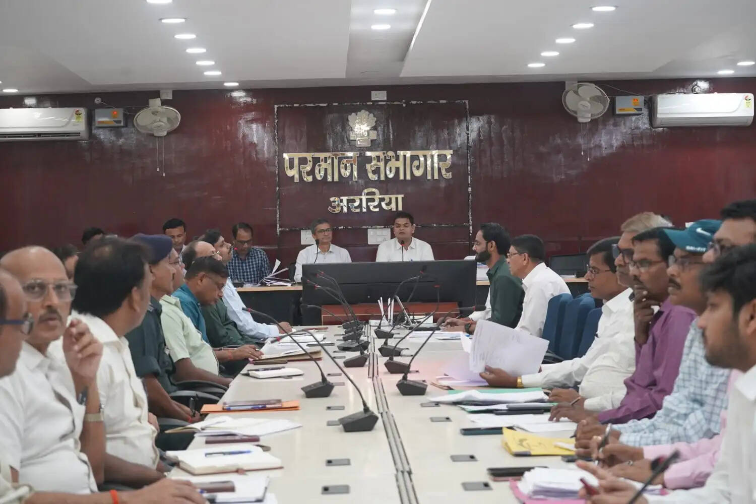 बाढ़ एवं सुखाड़ की पूर्व तैयारियों को लेकर बैठक,पूर्व तैयारी ससमय सुनिश्चित करने के निर्देश