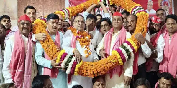 देश के नागरिकों को मूल मुद्दों से भटकाकर अंतरराष्ट्रीय घटनाओं की चर्चा कर रही भाजपा : पूर्व सपा विधायक