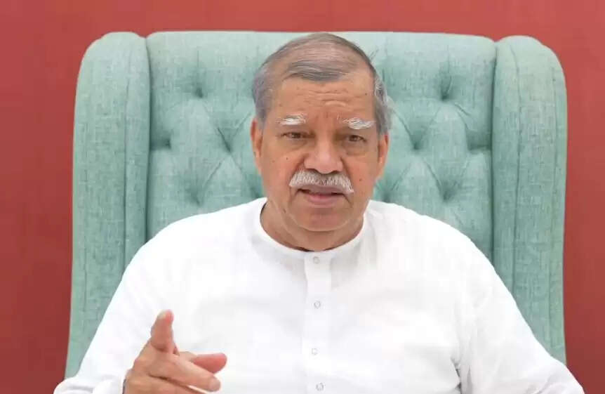 आत्मा अमर है, पर माया में बंधी हुई है: सद्गुरु मधुपरमहंस जी